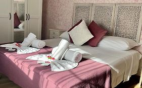 Paganino Rooms